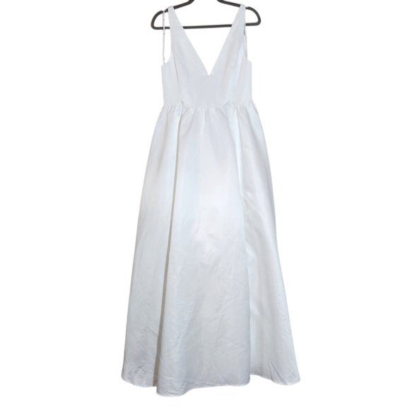 Lulus White Backless Wedding Dress with Removable Bow NWT Size Medium - Picture 3 of 13